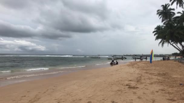 Hikkaduwa, Sri Lanka, beautiful waves of the Indian Ocean — 비디오
