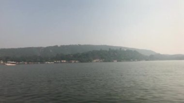 Udaipur, India - Walk on Lake Pichola