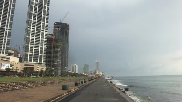 Colombo, Sri Lanka, November 22, 2019, Galle Face Green new buildings on the promenade — ストック動画