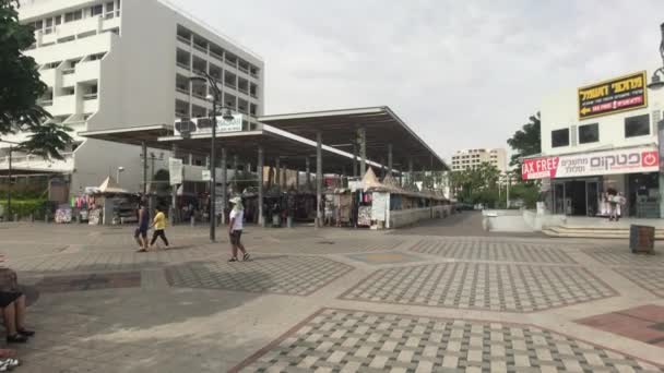 Eilat, Israël - 24 octobre 2019 : les touristes se promènent autour des sites de la ville touristique partie 8 — Video