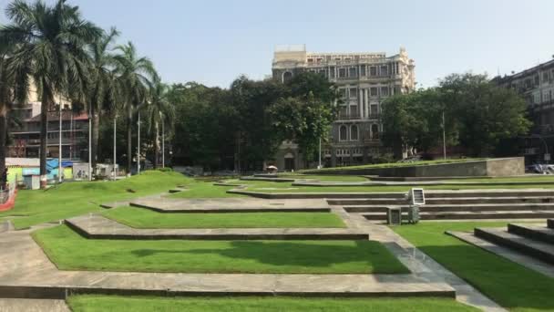 印度孟买-整洁的花坛 — 图库视频影像
