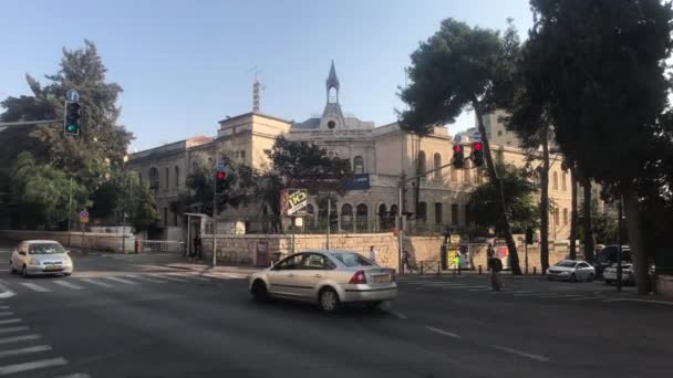 Gerusalemme, Israele - 20 ottobre 2019: i turisti camminano per le strade della città moderna parte 7 — Video Stock