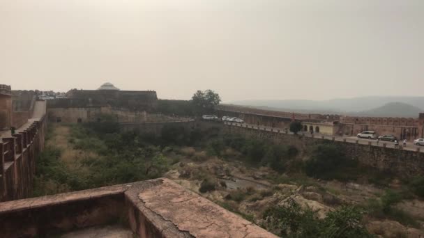 Jaipur, indien - schöne Aussicht auf die Nachbarschaft von der Höhe der Festung Teil 10 — Stockvideo