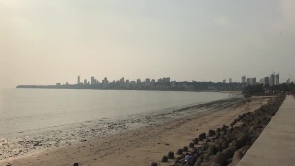 Bombaj, Indie - nábřeží v Bombaji se nachází v zátoce Beck Bey v Arabském moři část 8 — Stock video