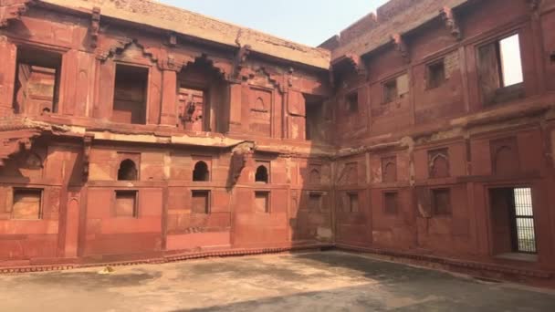 Agra, India - Agra Fort, edificio ben conservato del forte rosso — Video Stock