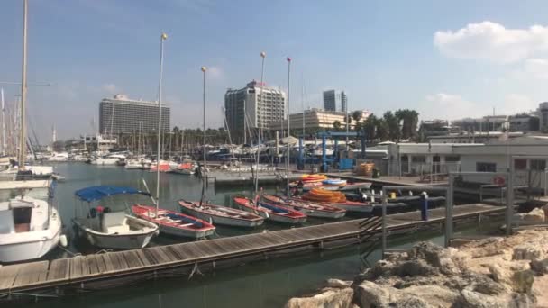 Tel Awiw, Izrael - Prywatny parking dla jachtów — Wideo stockowe