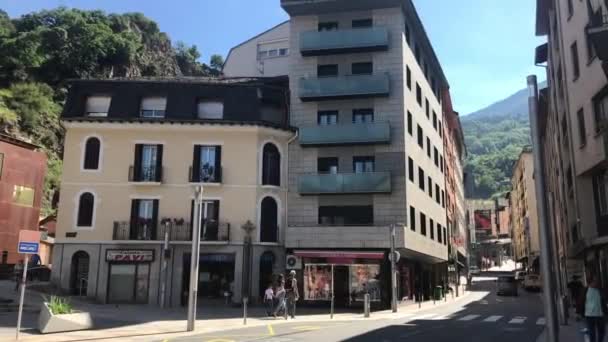 Andorra, eine Straße in der Stadt — Stockvideo