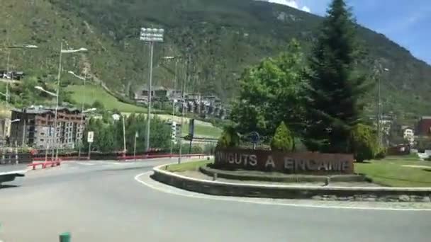 Andorra, Una vista de una calle de la ciudad — Vídeo de stock