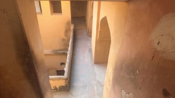 Jaipur, India, 05 de noviembre de 2019, Amer Fort viejos almacenes de la antigua fortaleza parte 4 — Vídeos de Stock
