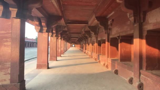 インドのファテフプール・シクリ-古代都市の歴史的建造物パート3 — ストック動画