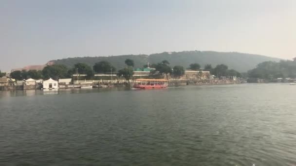 Udaipur, India - Passeggiata sul lago Pichola parte 2 — Video Stock