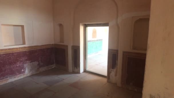 2019年11月5日，印度斋浦尔，阿米尔堡，要塞经济房地的内部庭院第五部分 — 图库视频影像