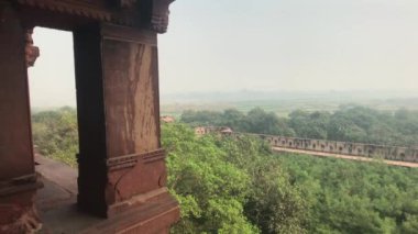 Agra, Hindistan - Agra Kalesi, eski kırmızı kalenin kulesinden şehir manzarası