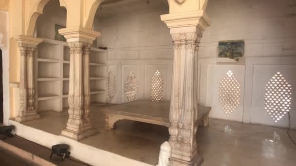 Джодхпур, Индия - пустые комнаты в зданиях крепости — стоковое видео