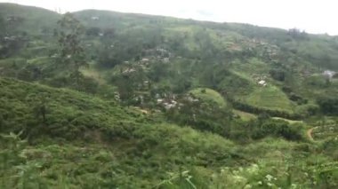 Ella, Sri Lanka, cloudy weather along the way