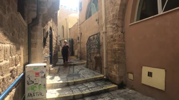Τελ Αβίβ, Ισραήλ - 22 Οκτωβρίου 2019: τουρίστες πηγαίνουν στο παρεκκλήσι μέρος 5 — Αρχείο Βίντεο