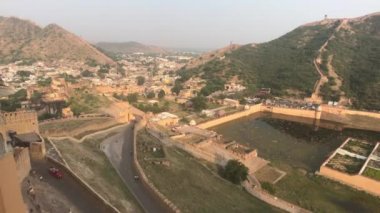 Jaipur, Hindistan, Kasım 05, 2019, Amer Kale manzaralı Güneş altındaki kale bölüm 4
