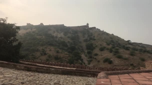 Jaipur, India, 05 de noviembre de 2019, Amer Fort, hermosa vista de la ladera de la montaña — Vídeos de Stock