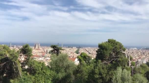 Barcelona, España. Una vista de una ciudad — Vídeos de Stock