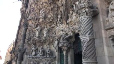 Barselona, İspanya Taş bir bina
