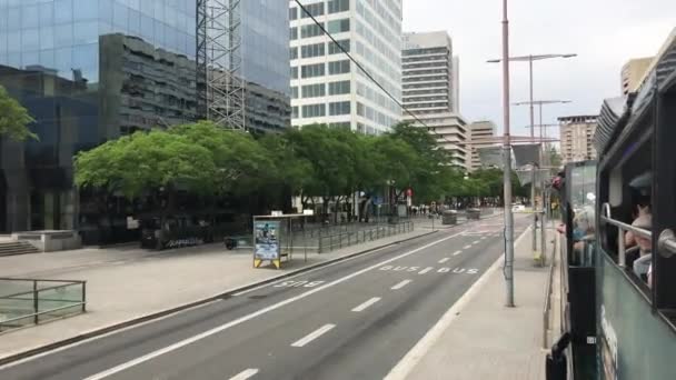 Barcelone, Espagne. Une route vide dans la ville — Video