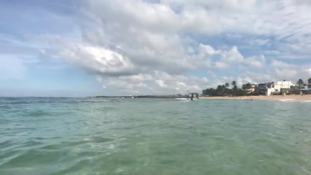 Hikkaduwa, Sri Lanka, wybrzeże Oceanu Indyjskiego — Wideo stockowe