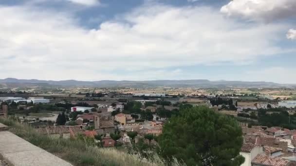 Montblanc, España, Vista de la ciudad desde la montaña — Vídeos de Stock