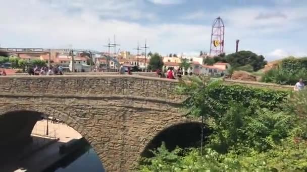 西班牙萨卢，一座石桥 — 图库视频影像