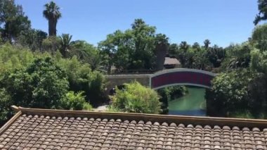 Salou, İspanya, büyük tuğla bir bina