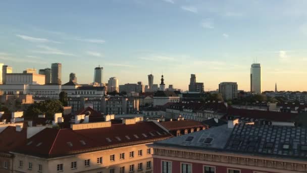 Warschau, Polen, Blick auf eine Stadt — Stockvideo