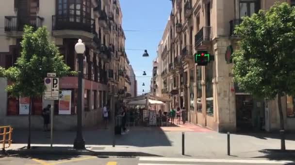 Tarragone, Espagne, Une rue de ville — Video