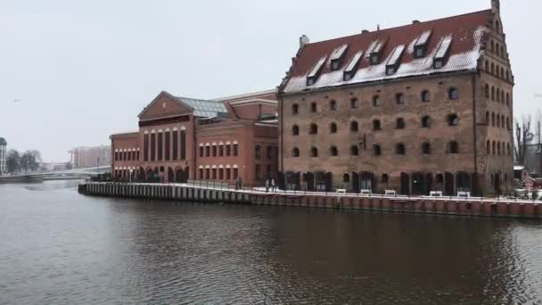 Gdańsk, Polska, Most na akwenie — Wideo stockowe