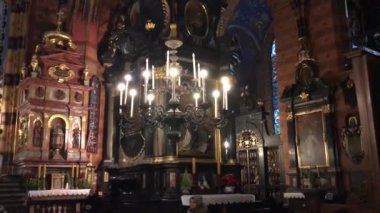 Krakow, Polonya, pastadaki mumlar.