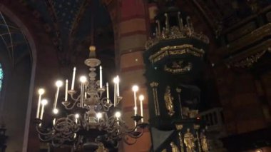 Krakow, Polonya, bir avuç yanan mum.