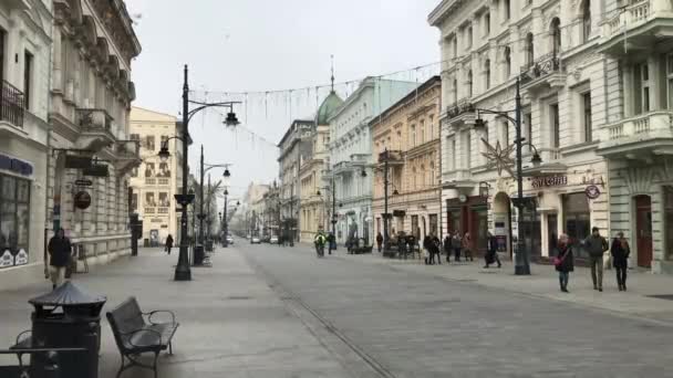 Łódź, Polska, ulica miejska — Wideo stockowe