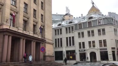 Riga, Letonya, büyük bir bina.