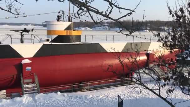 Helsingfors, Finland, et fly dekket av snø – stockvideo