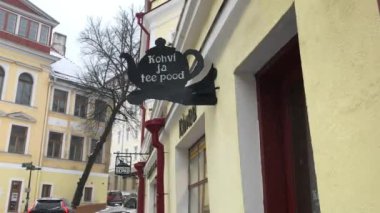 Tallinn, Estonya, Binanın kenarında bir tabela