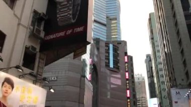 Hong Kong, Çin, Binanın kenarında bir tabela