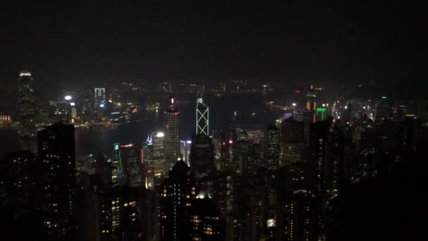 Hong Kong, China, una señal por la noche — Vídeos de Stock