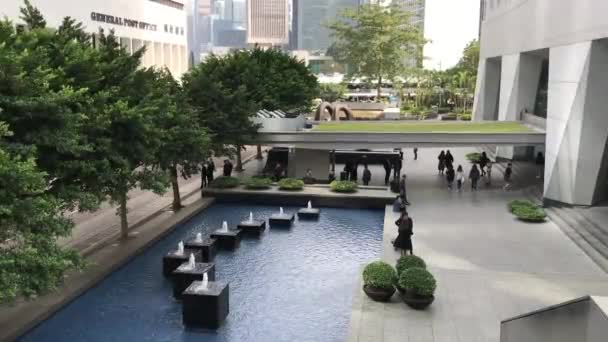 Hong Kong, Çin, Su Binanın yanında — Stok video
