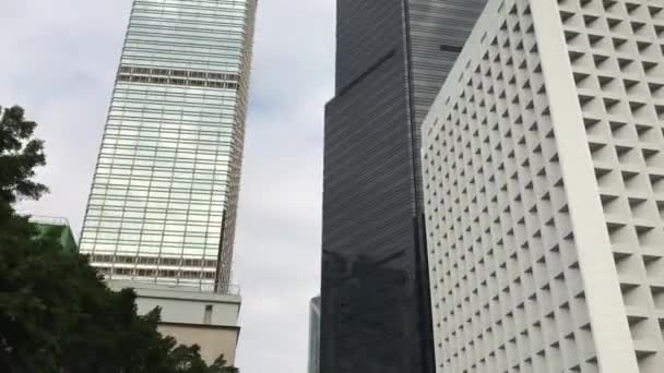 Hong Kong, China, Um edifício alto — Vídeo de Stock