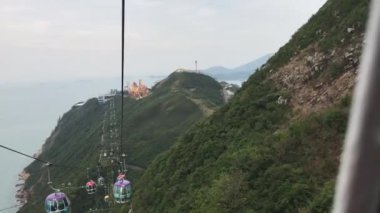 Hong Kong, Çin, Dağın yamacında bir işaret