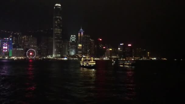 Hong Kong, Chine, Une vue d'une ville la nuit — Video