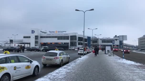 Tallinn, Estonia, A car parked in a parking lot — Stock Video