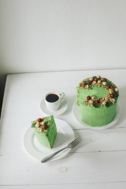 Tatlı Doğum günü hediyesi. Nane fındık kek.