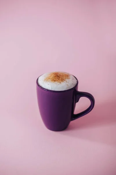 Latte macchiato. Yatay kompozisyon. Latte kahve.