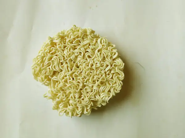 Κοντινό Πλάνο Του Κίτρινου Χρώματος Στιγμιαίο Noodles Ξηρό Κύκλο Noodles — Φωτογραφία Αρχείου
