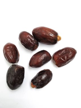 Ham Kuru Tarihlerin Kapanışı Kahverengi Meyve Beyaz Arkaplanda İzole