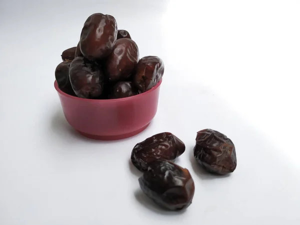 Closeup Raw Dry Dates Brown Color Fruit Plastic Pink Bowl — Stock Photo, Image